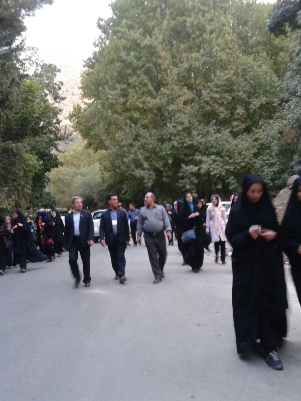 گردش تفریحی  و بازدید دانشجومعلمان  از آبشار یاسوج