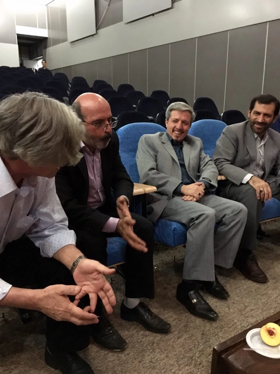 جشنواره تئاتر و سرود