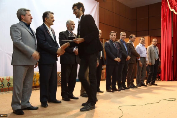 جشنواره تئاتر وسرود